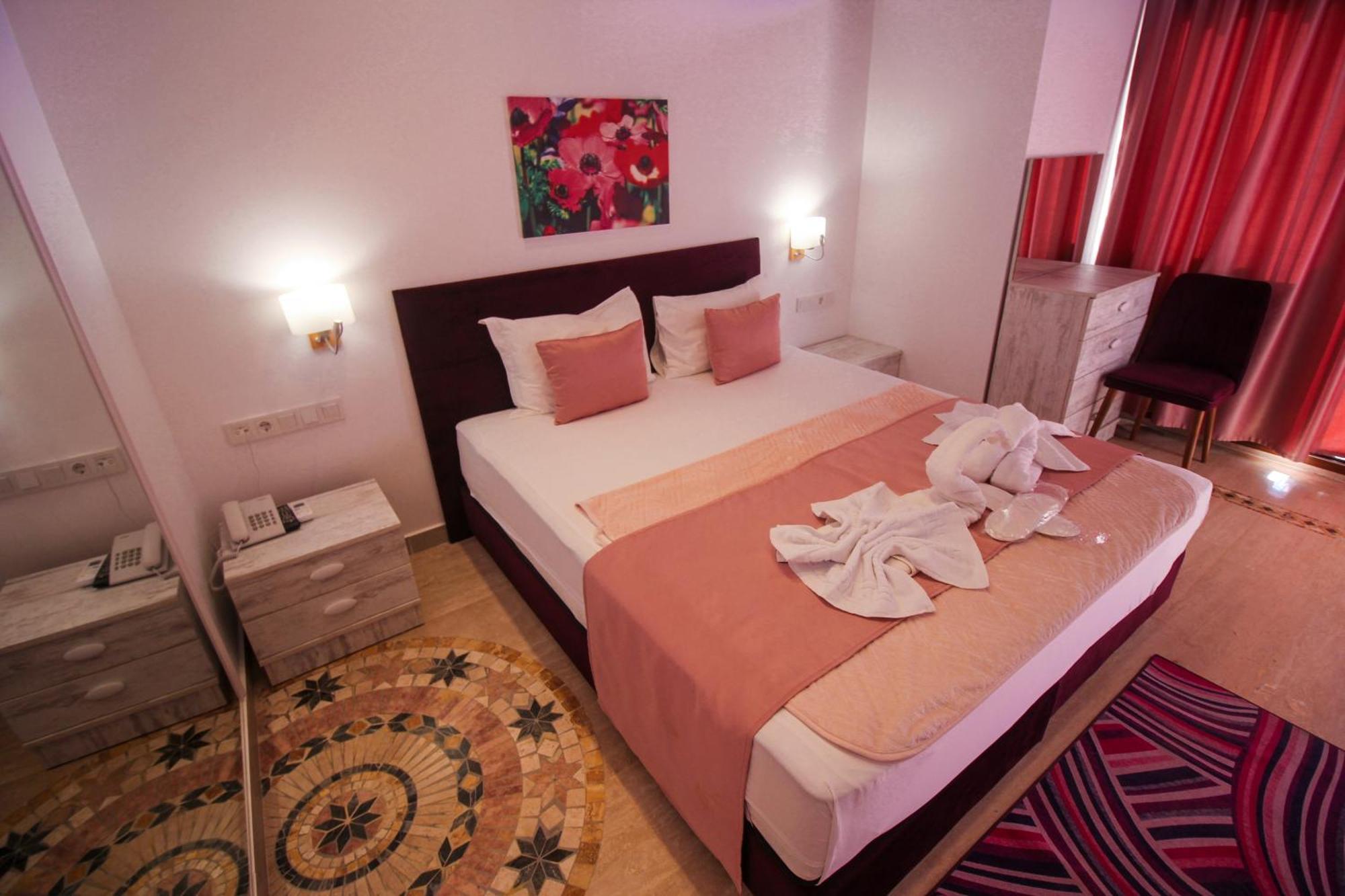 Bella Garden Hotel Bodrum ภายนอก รูปภาพ