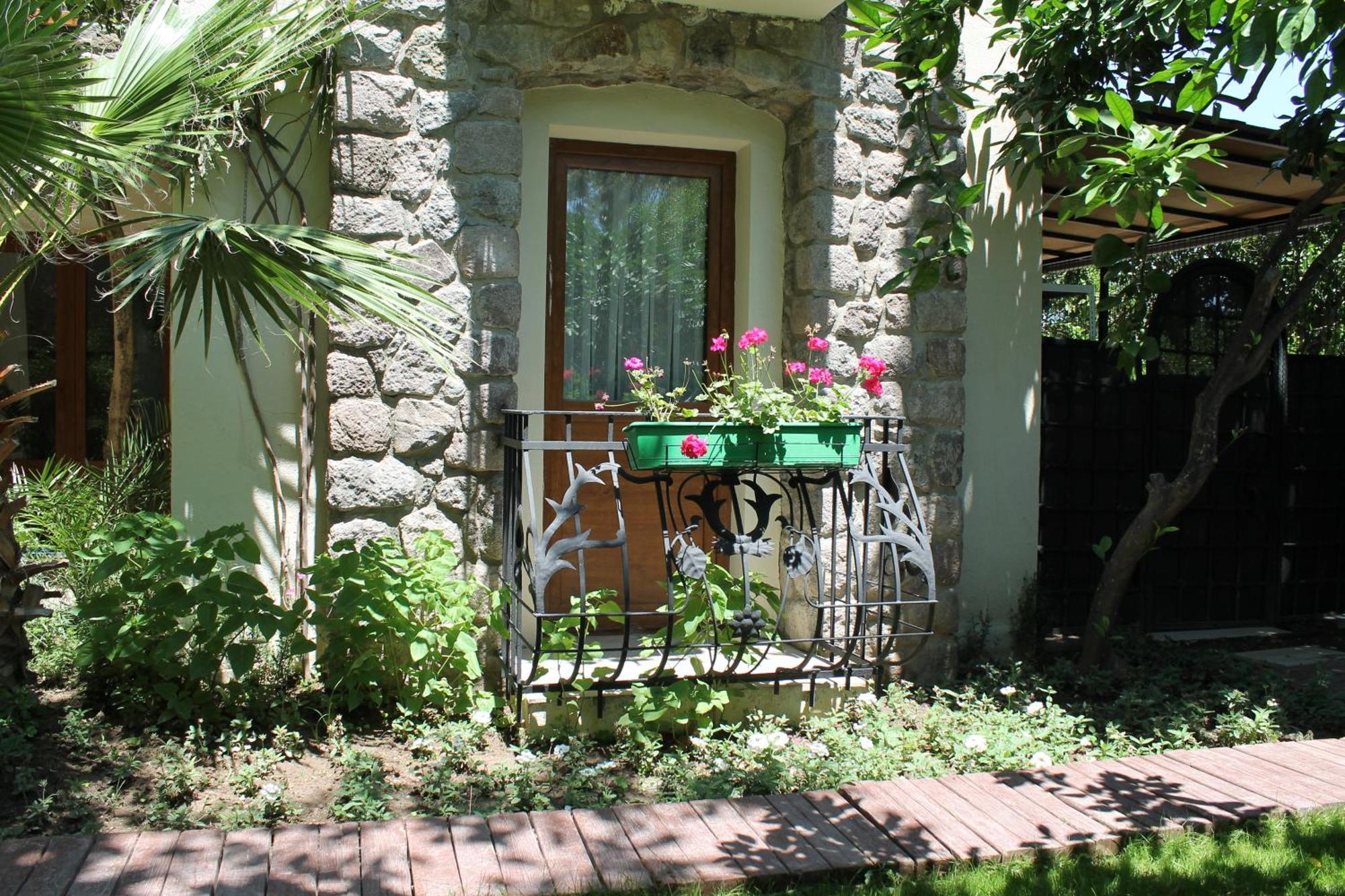 Bella Garden Hotel Bodrum ภายนอก รูปภาพ